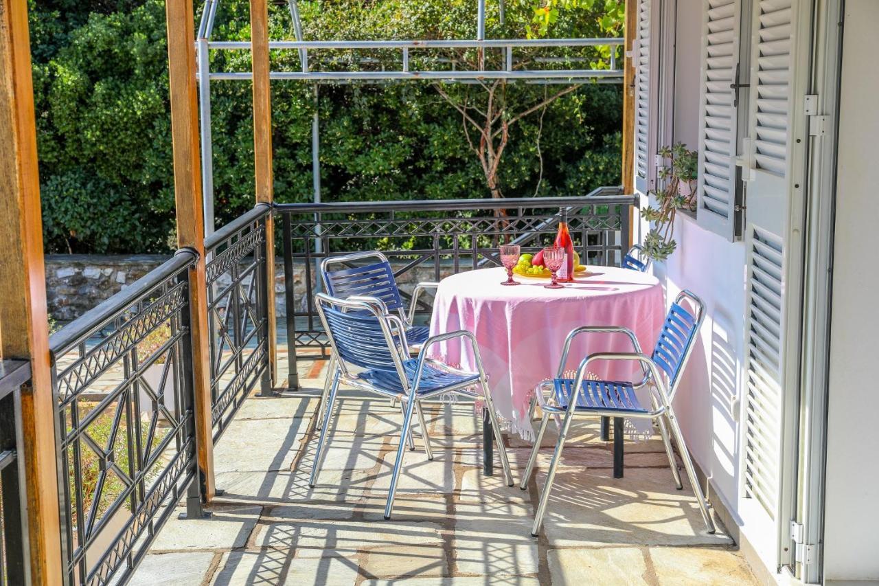 Moni Evaggelistrias Villa Mitzelos מראה חיצוני תמונה