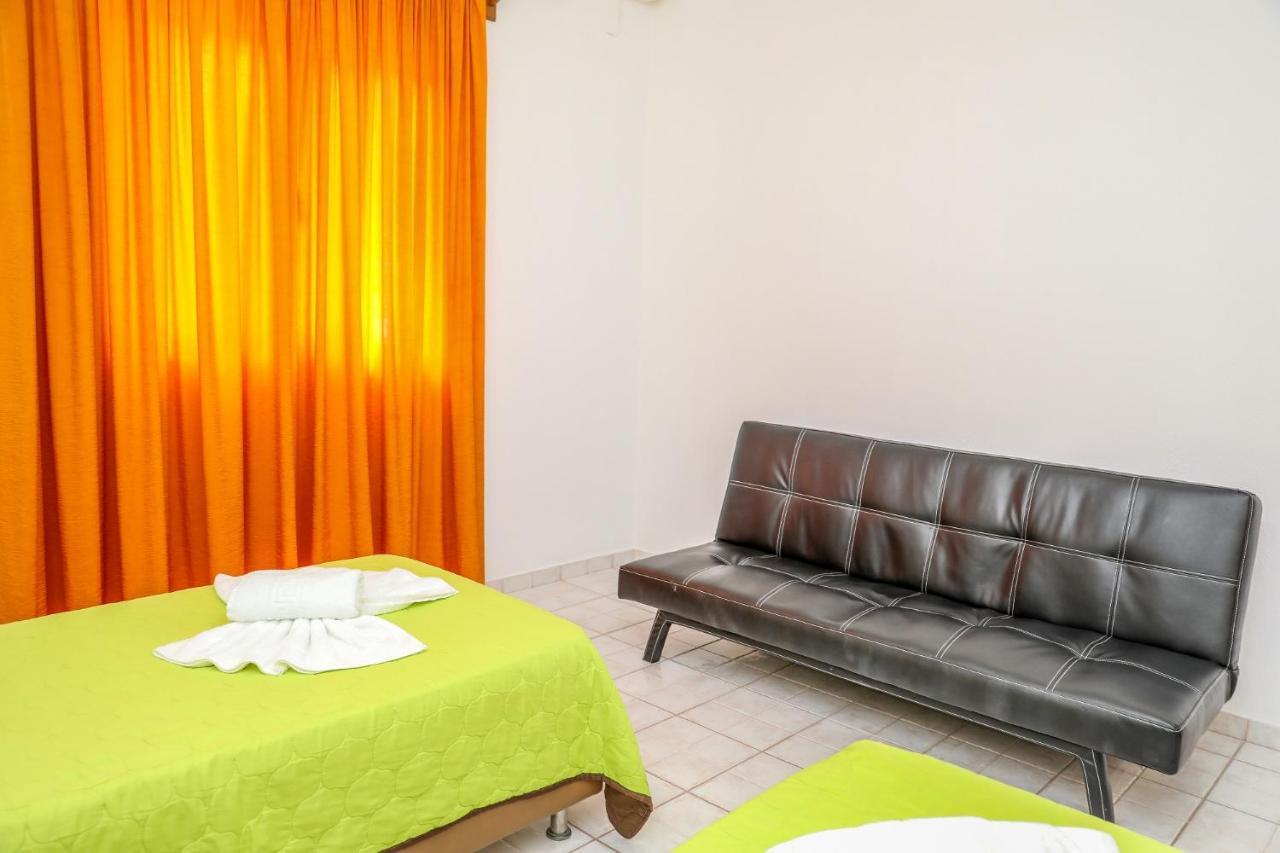 Moni Evaggelistrias Villa Mitzelos מראה חיצוני תמונה