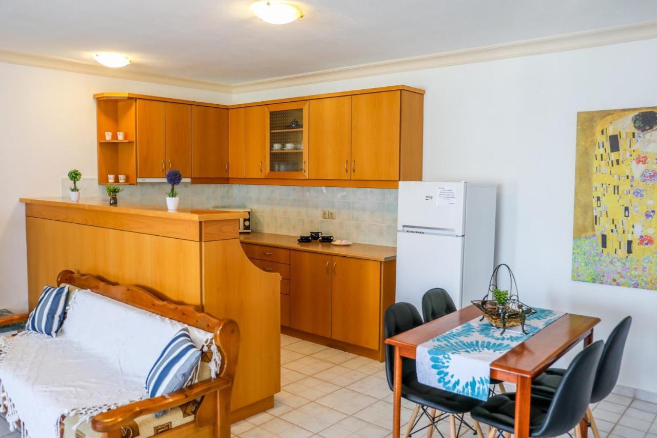 Moni Evaggelistrias Villa Mitzelos מראה חיצוני תמונה