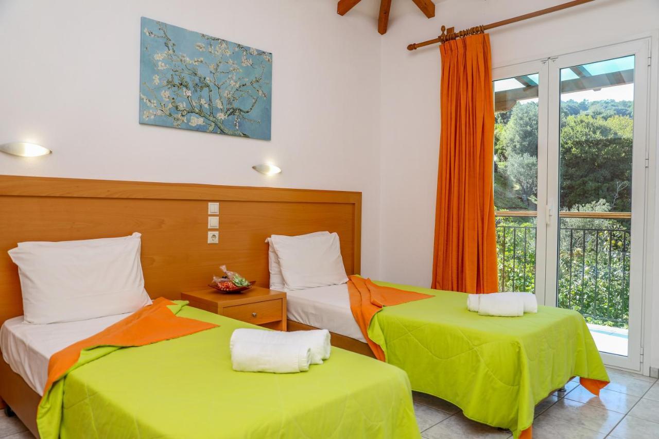 Moni Evaggelistrias Villa Mitzelos מראה חיצוני תמונה