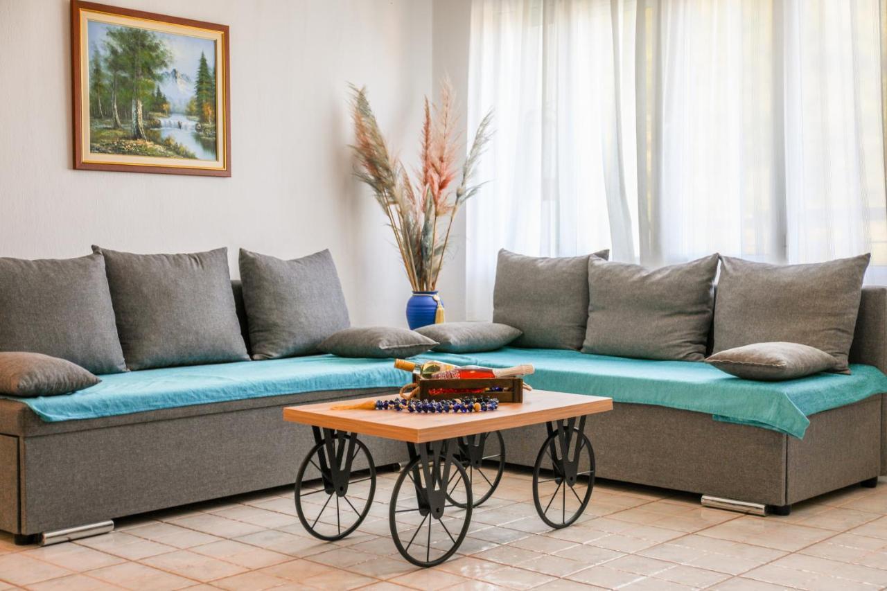Moni Evaggelistrias Villa Mitzelos מראה חיצוני תמונה